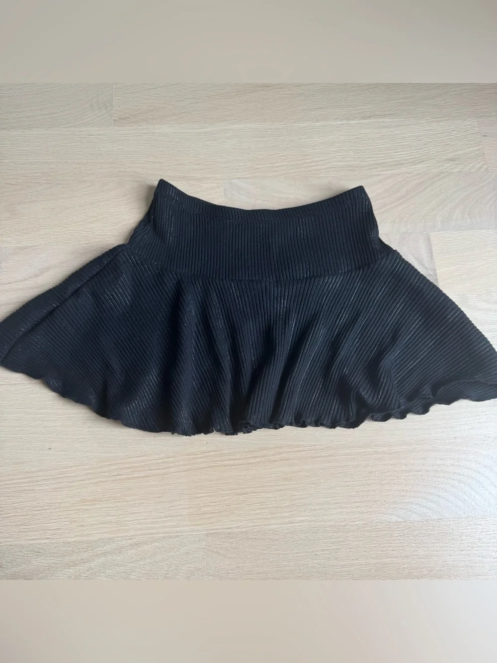 Bundle of 2 H&M Shimmery Jersey Skirt Black White NEW girls 5T/6